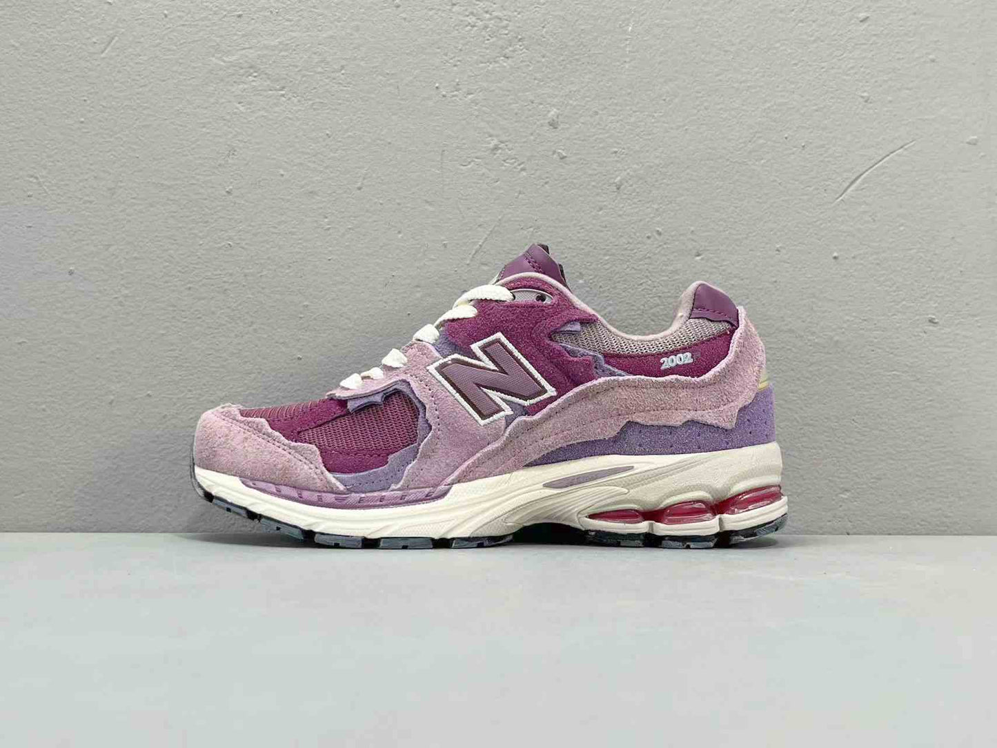 New Balance 2002R “Lilac Chalk”