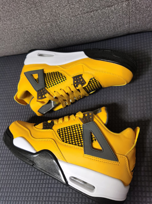 Jordan ‘4 Retro Tour Yellow (Lightning)