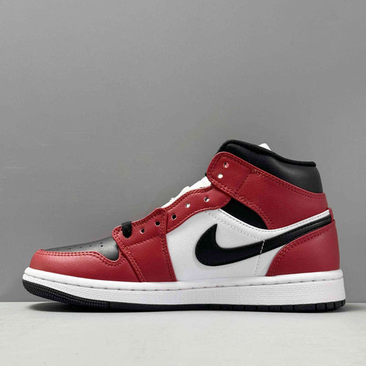 Air Jordan 1 Mid "Chicago"